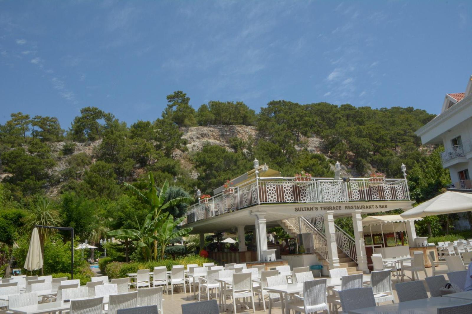 Miramor Hotel & Spa Antalya Exterior photo The restaurant at the beach